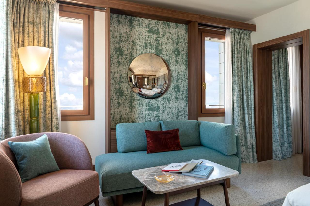 Ca'di Dio-Small Luxury Hotel Venezia Esterno foto A room at the hotel