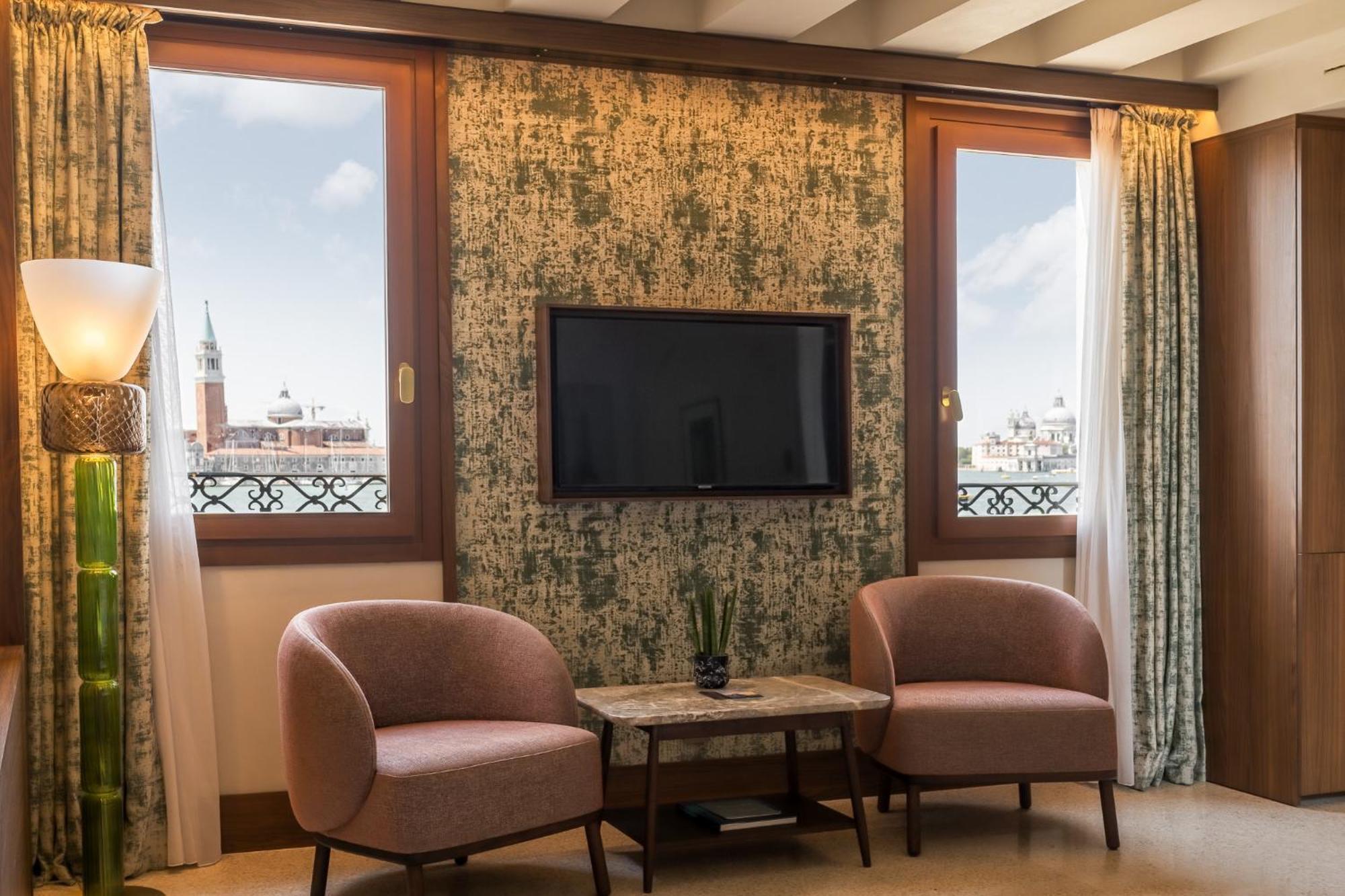 Ca'di Dio-Small Luxury Hotel Venezia Esterno foto A room at the hotel
