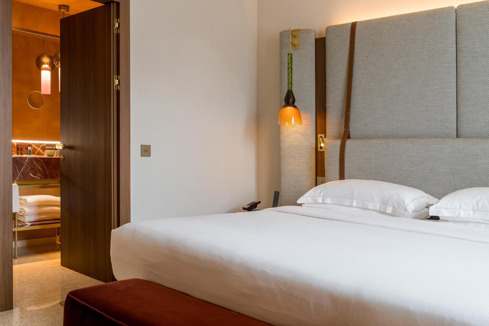 Ca'di Dio-Small Luxury Hotel Venezia Esterno foto A bedroom at the hotel